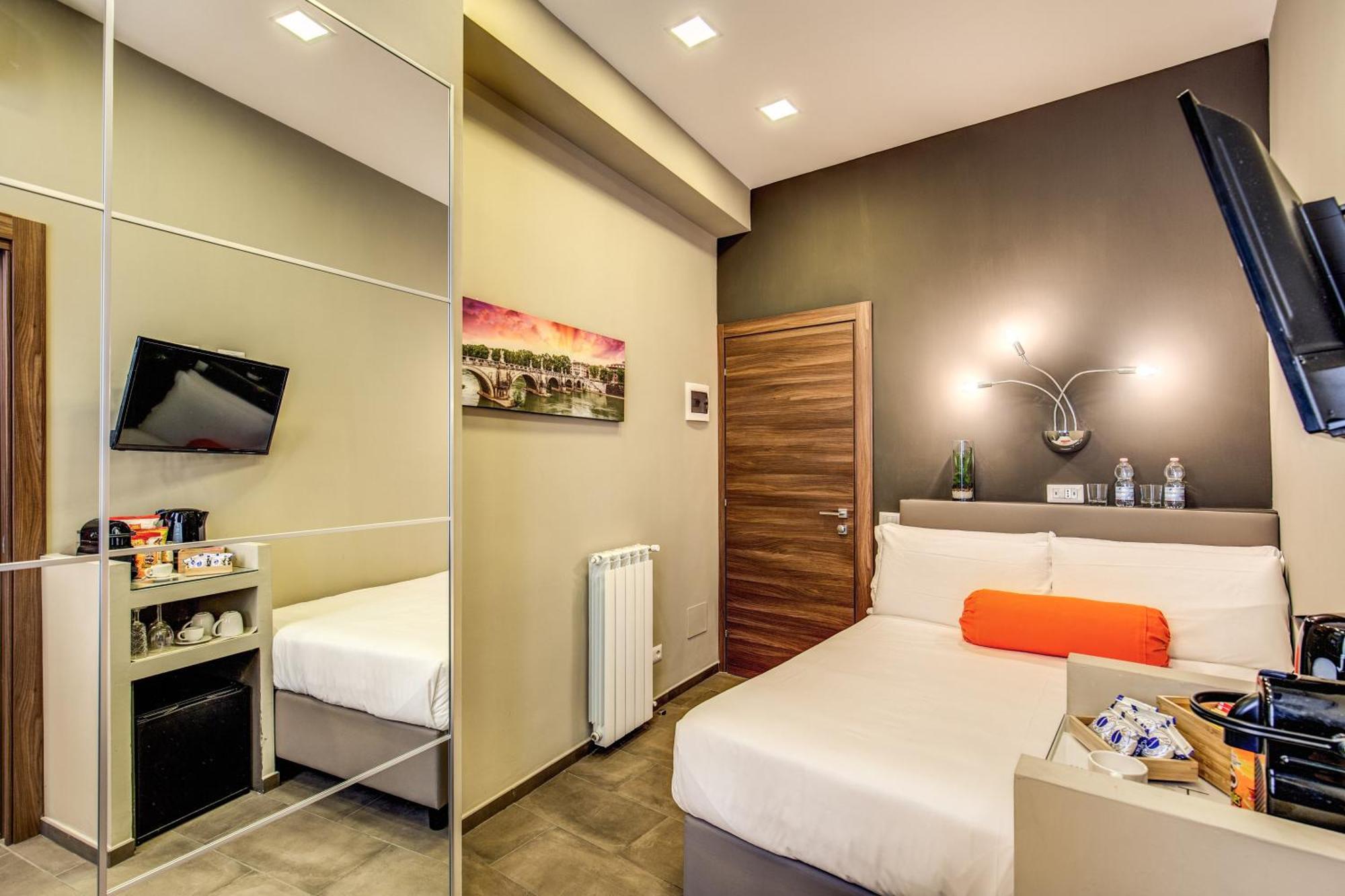 H501 Luxury Rooms روما المظهر الخارجي الصورة